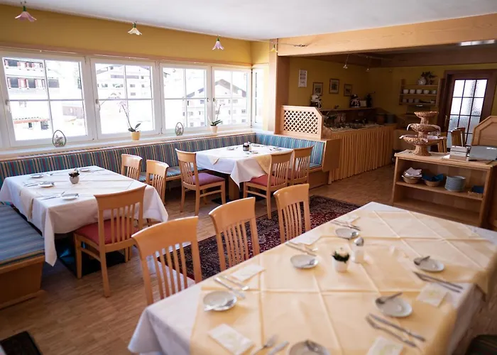 Apparthotel Samson Hotel